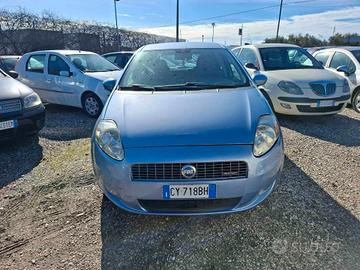 Fiat Grande Punto 1.3 MJT 75 CV 5 porte Dynamic - 