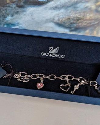 Bracciale Swarovski con 4 charmes cuori e chiave