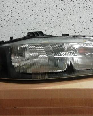 FARO DESTRO PER FIAT MAREA