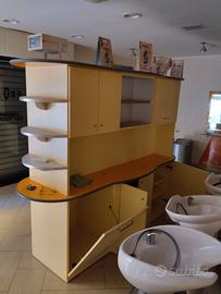 ARREDI e ATTREZ. parrucchiere barbiere