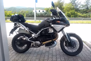 Moto Guzzi Stelvio 1200 cc