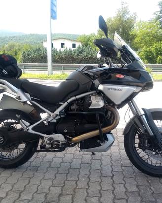 Moto Guzzi Stelvio 1200 cc