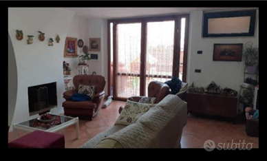 Casa arredata bene e nuiva