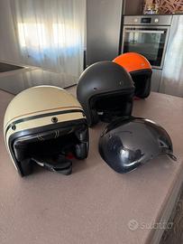 Casco moto aspetto vintage