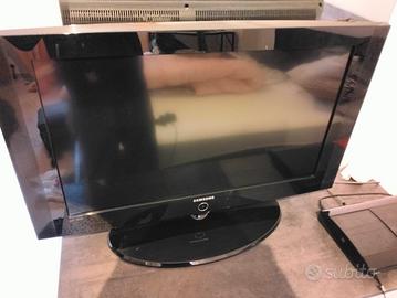 TV LCD 32 pollici 