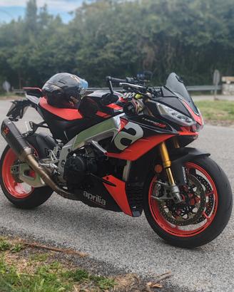 Aprilia tuono factory v4 2022 