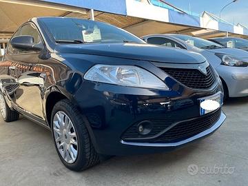 LANCIA YPSILON 11/2017 SOLI 85 MILA KM!