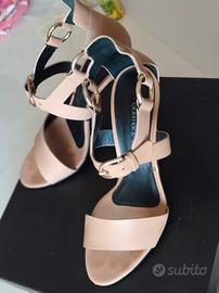 sandali in pelle colore beige Giammarco Lorenzi 