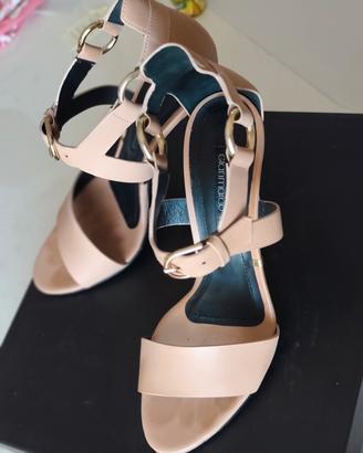 sandali in pelle colore beige Giammarco Lorenzi 