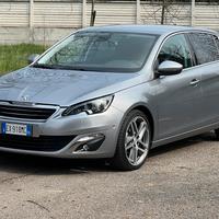Peugeot 308  1.2 130cv 2014