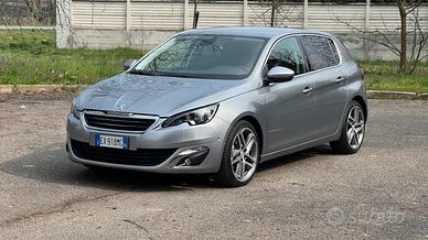 Peugeot 308  1.2 130cv 2014