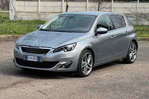 Peugeot 308  1.2 130cv 2014