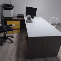 scrivania ad angolo per ufficio 