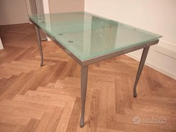 Tavolo allungabile in cristallo