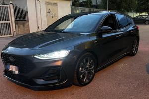 Ford focus st line
