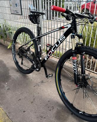 Mtb Focus 29 Carbonio