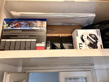 Playstation 5 + 2 joystick + 1 cuffia da gaming