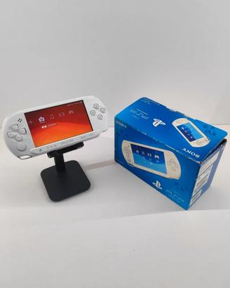 SONY Psp 1004 street - ice white - Bianca Completa