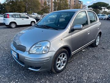 TOYOTA Yaris 1.3 5p - 2005