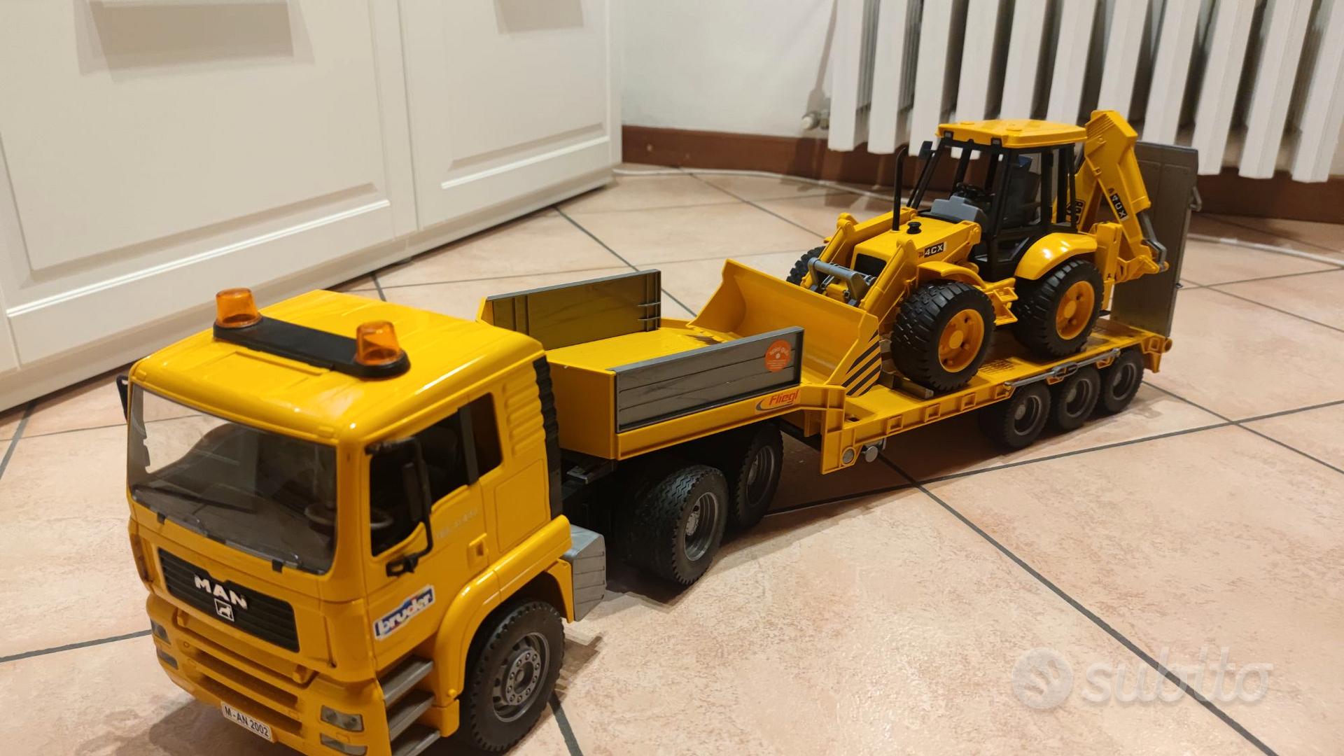 Camion con ruspa Bruder Tutto per i bambini In vendita a Bergamo