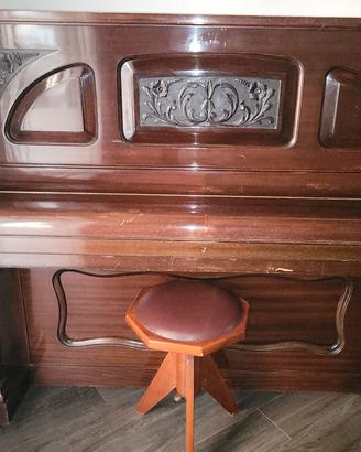 upright pianoforte 1920'