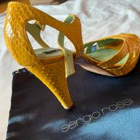 Sandalo pitone giallo intenso Sergio Rossi