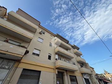 3 LOCALI A CASTELLAMMARE DI STABIA