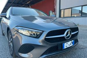 Mercedes-benz A 180 d Automatic AMG Line Advanced 