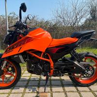 KTM 390 DUKE - 2024