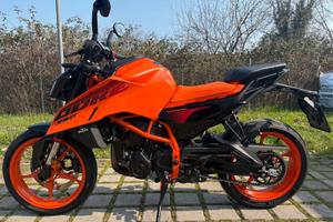 KTM 390 DUKE - 2024