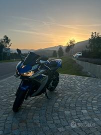 Yamaha R3 2015