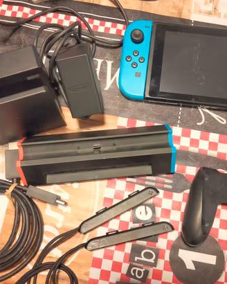Nintendo switch+accessori+giochi
