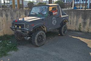 Suzuki Samurai SJ500