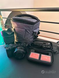 Sony A6300 + Sigma 16mm F1.4 + lente Sony