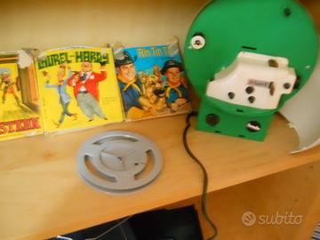 Proiettore SUPER 8 vintage con 3 pellicole