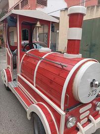 Trenino turistico elettrico