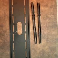 Staffa a muro per tv