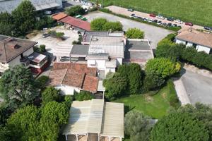 NEGOZIO A AZZANO MELLA