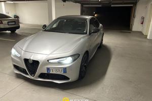 ALFA ROMEO Giulia 2.2 Turbodiesel 160 CV AT8 B-T