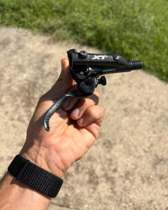 Pompa freno shimano xt deorre con supporto rotto