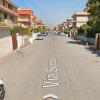 Torvajanica bilocale con balcone e posto auto