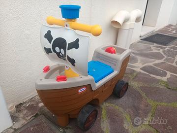 Nave pirata cavalcabile