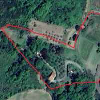 V terreno di 11000mq con casa