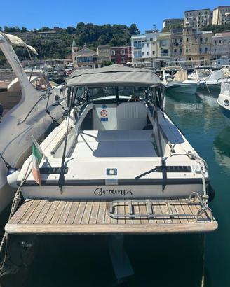 Rio 730 cabin motore volto penta
