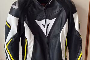 Giacca Dainese Assen tg 50 traforata Nuova