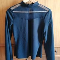 Maglia lupetto scollo a cuore