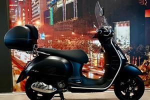 Vespa GTS 300 super tech