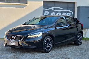 VOLVO V40 D2 MOMENTUM 2.0 DIESEL