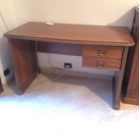 Scrivania legno massello anni 60
