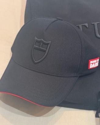Tudor cappello